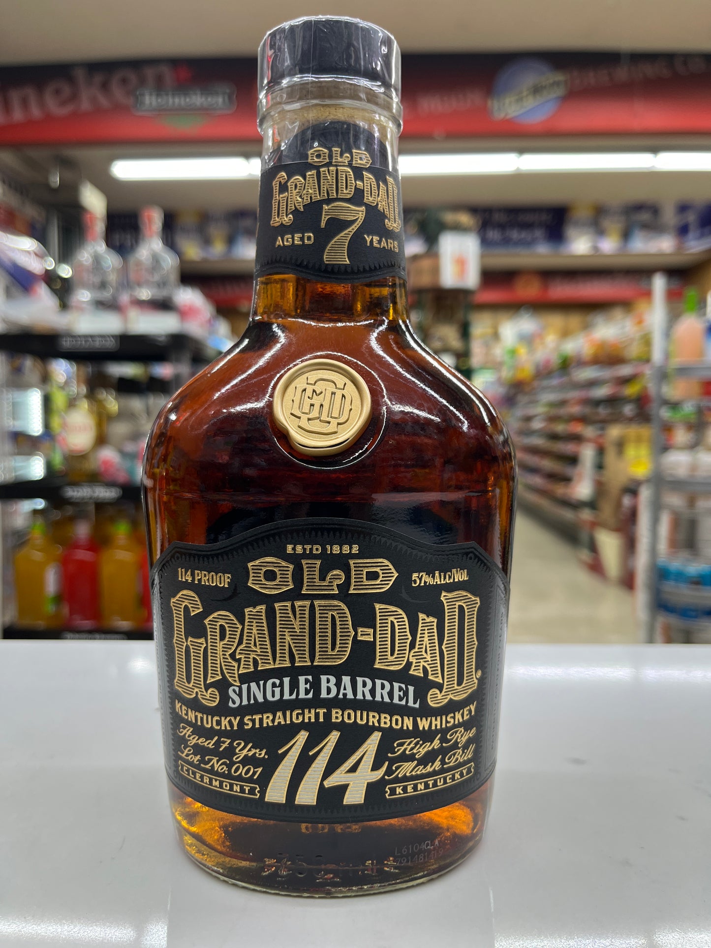 Old Grand-Dad Single Barrel 7years old 114 proof 750ml Lot no. 001