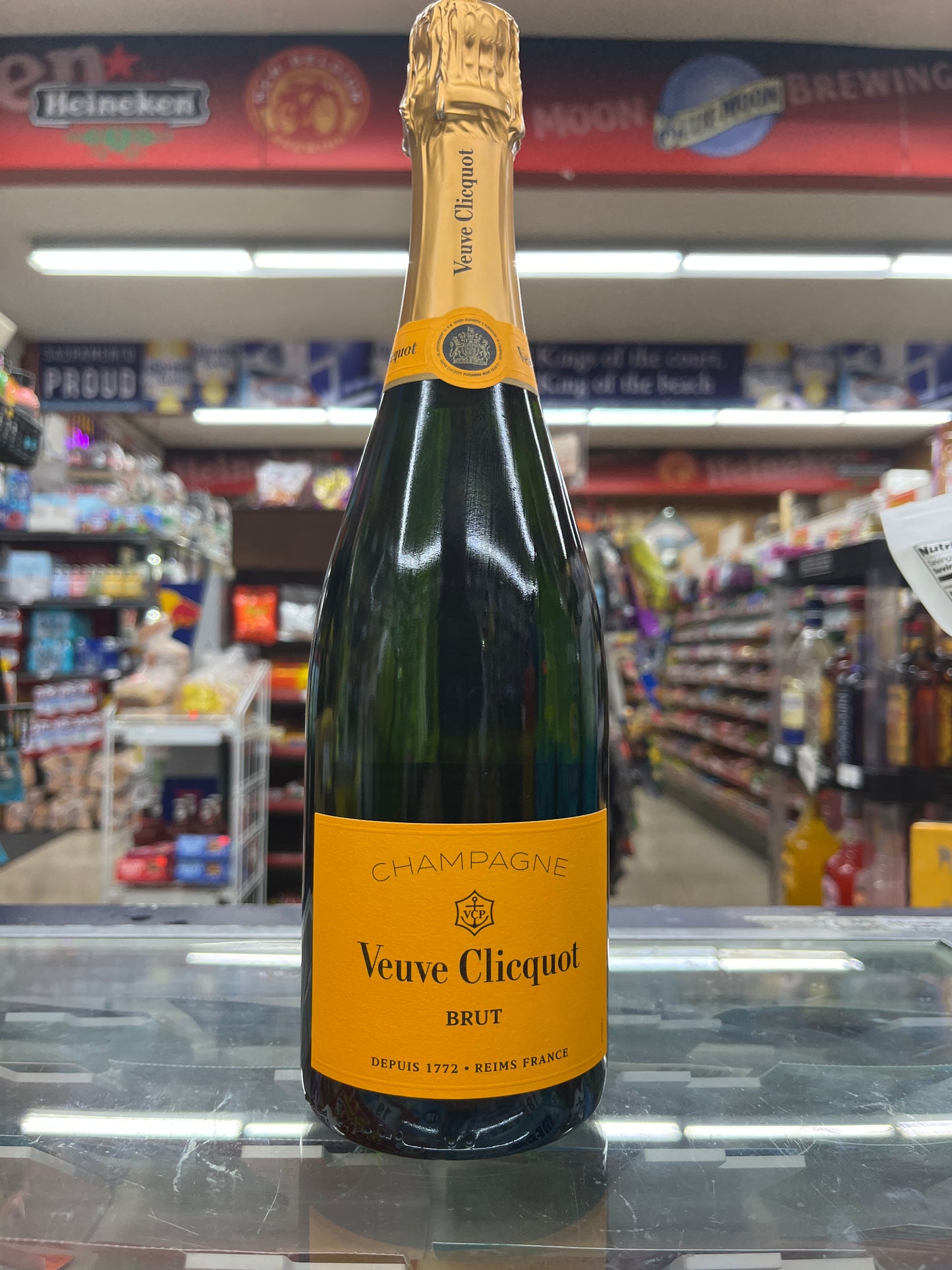 Veuve Clicquot Brut Champagne 375ml