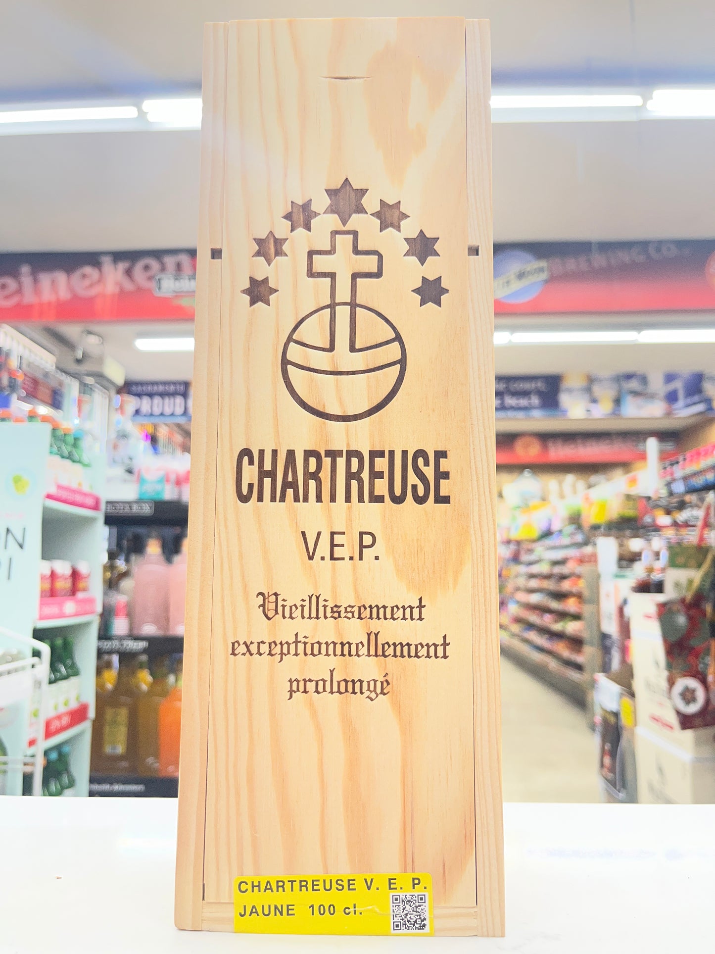 Chartreuse V.E.P. Yellow 1 Liter