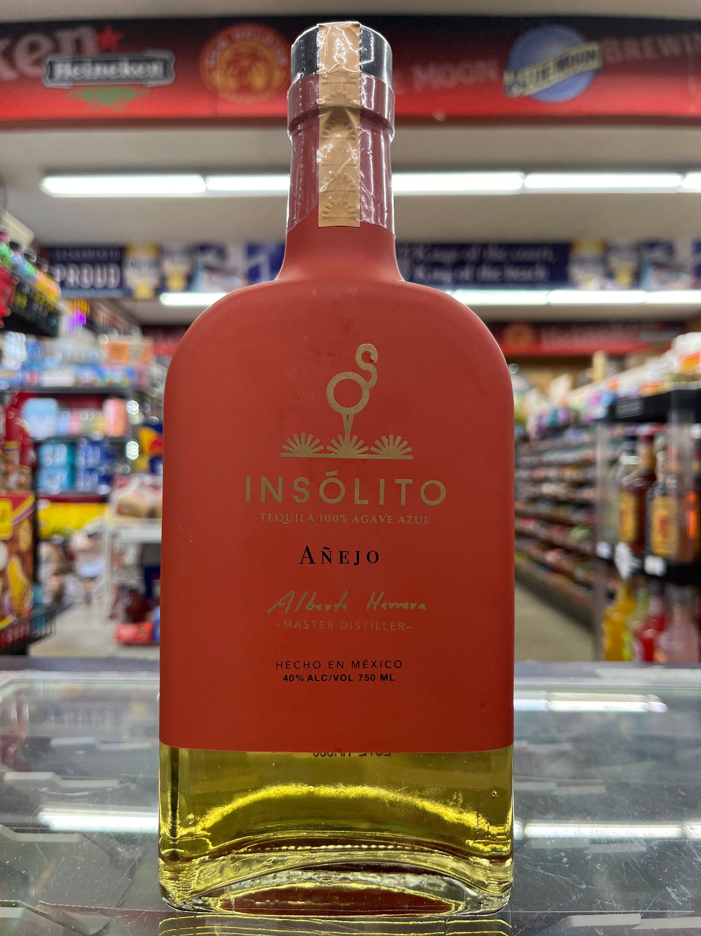 Insolito Anejo 750ml