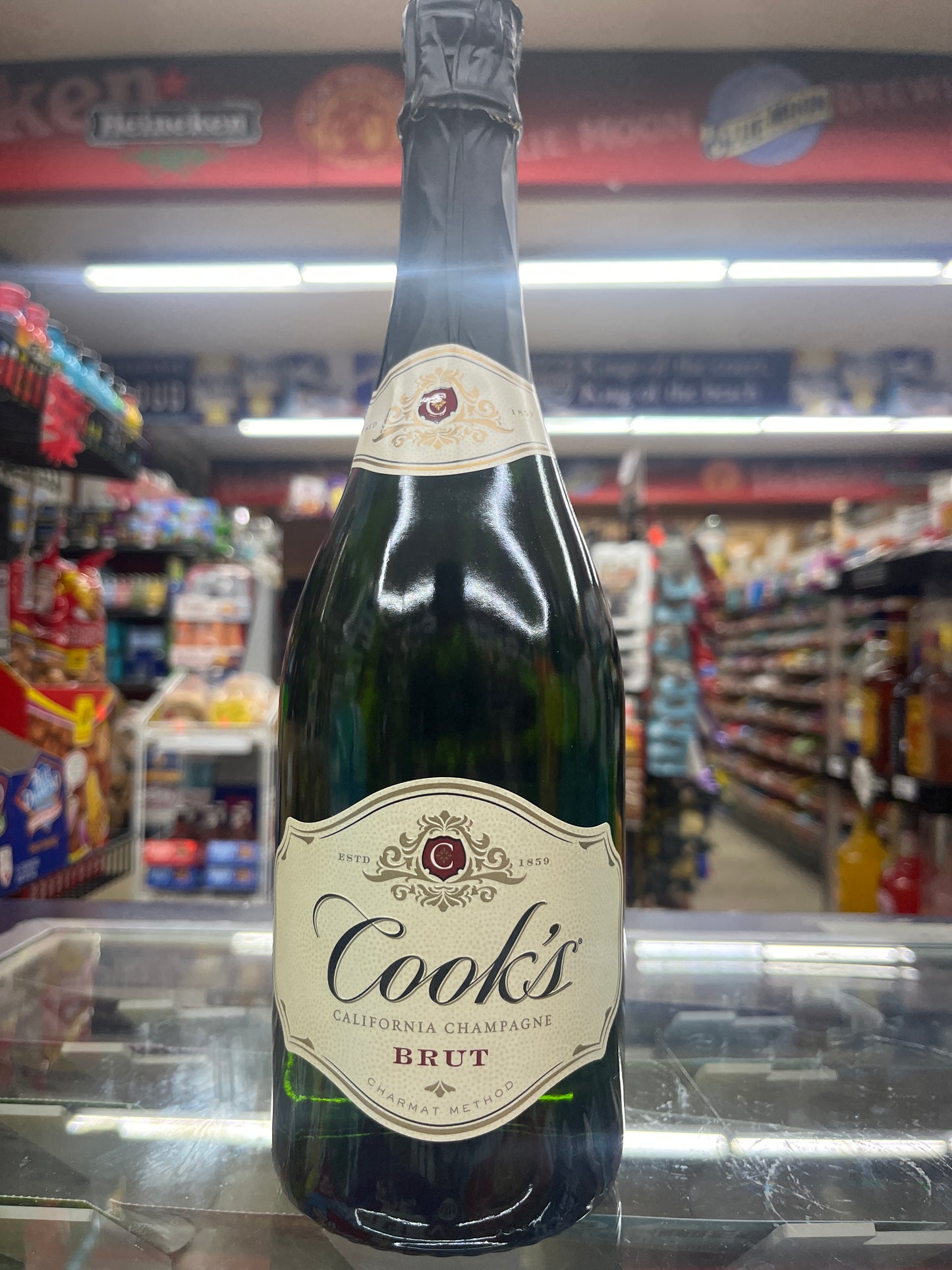 Cook's Brut Champagne 750 ml