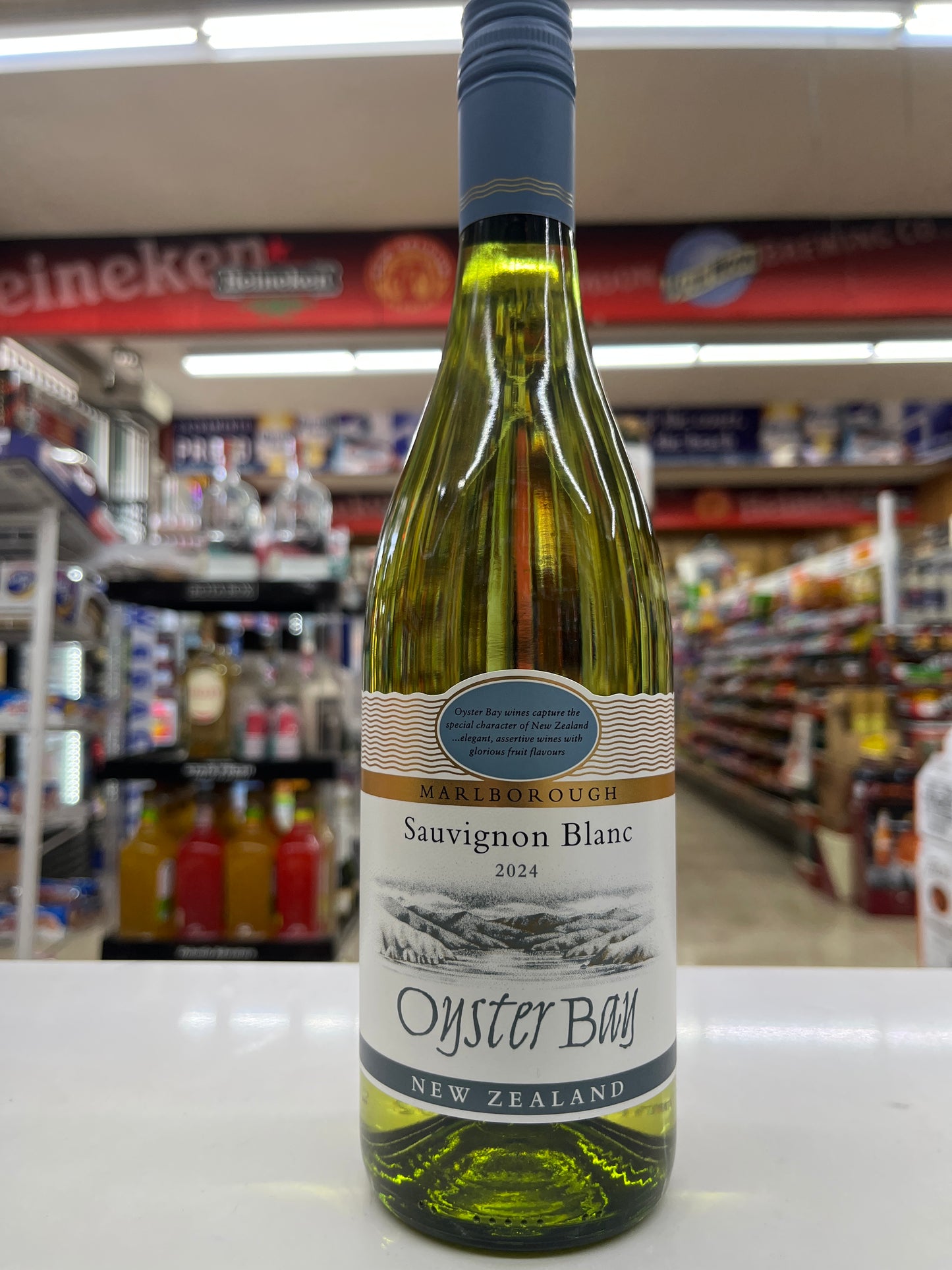 Oyster Bay Marlborough New Zealand Sauvignon Blanc Bottle (750 ml)