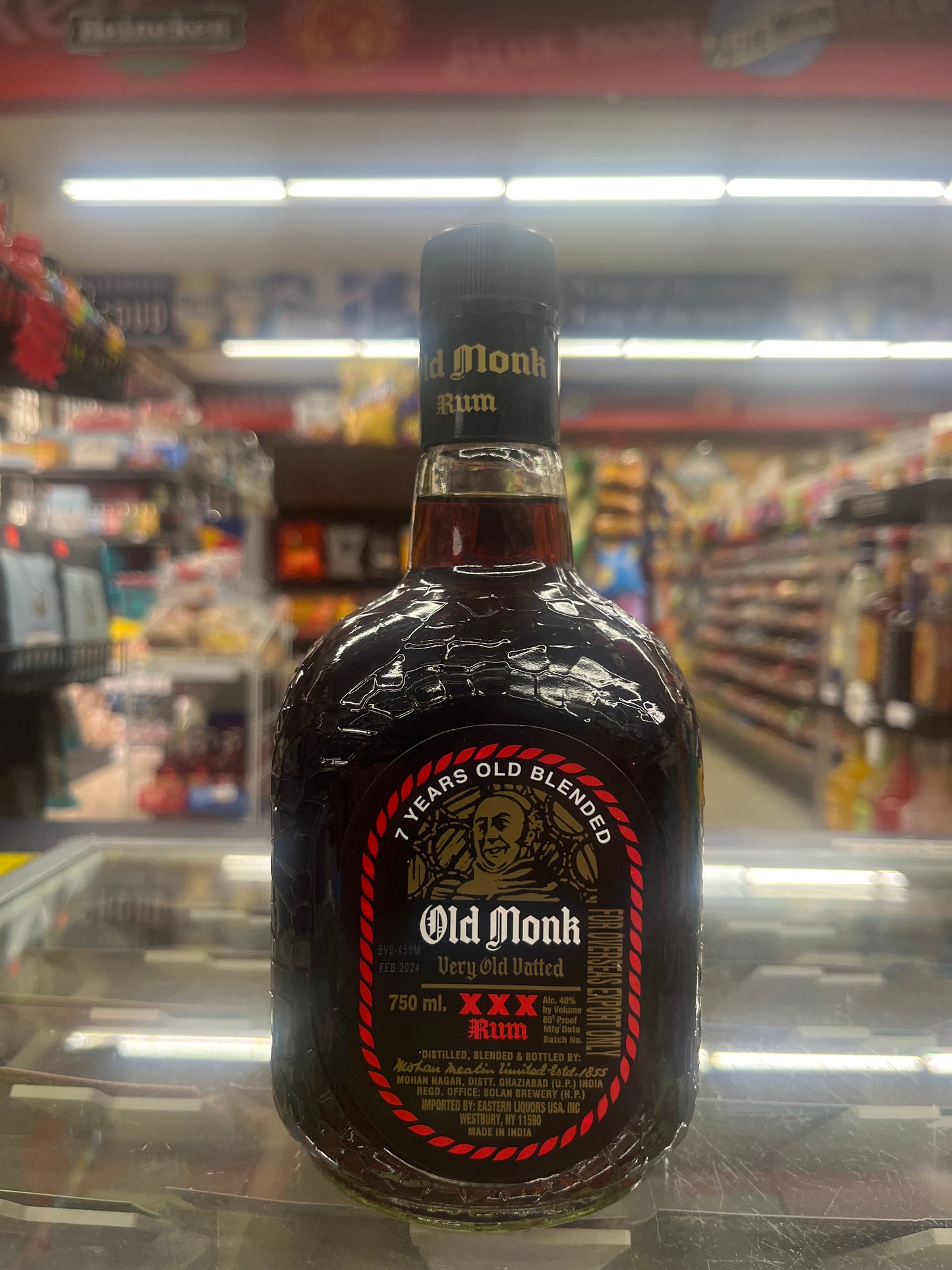 Old Monk XXX Rum (750ml)