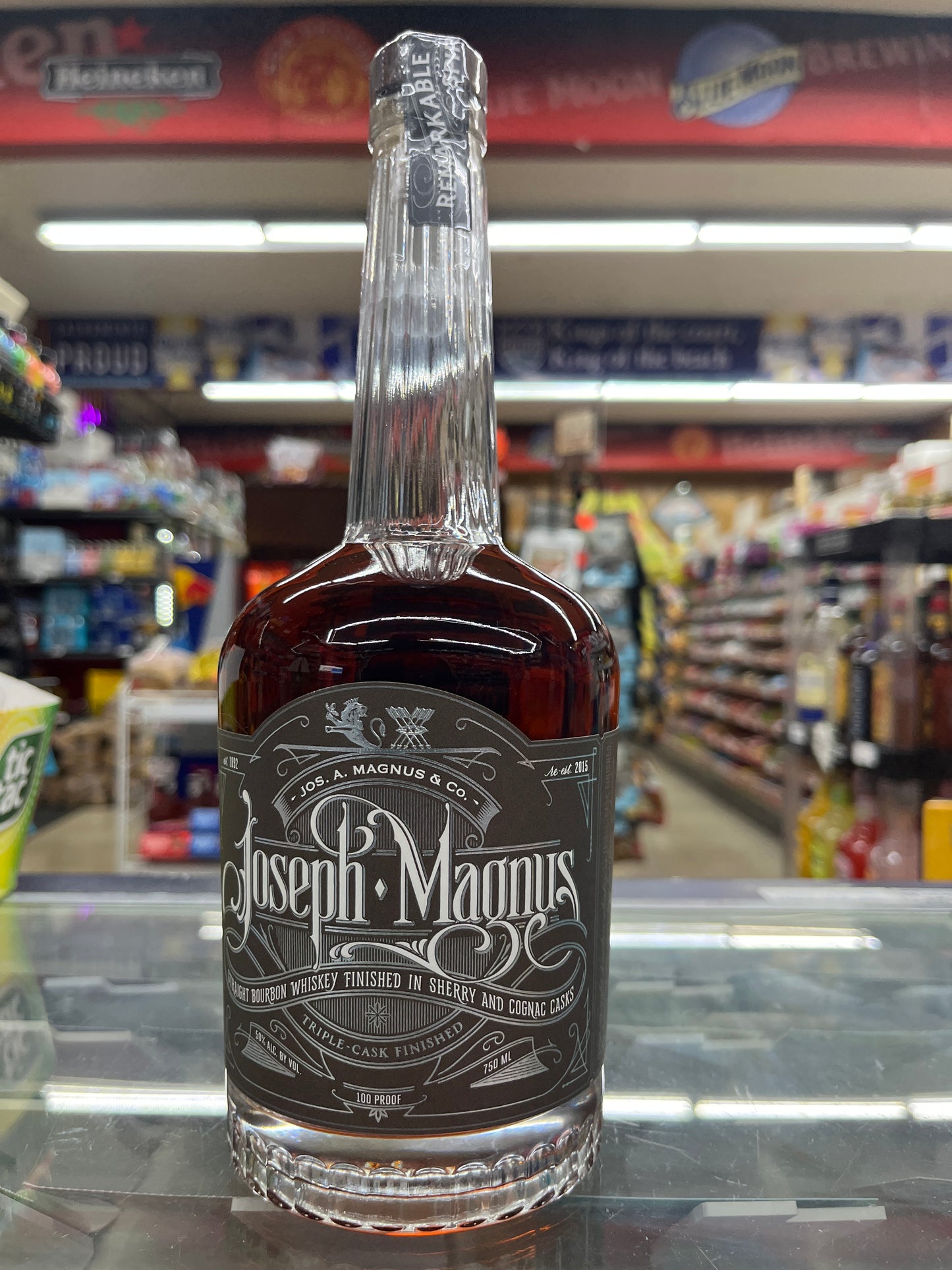 Jospeh Magnus Straight Bourbon 750ml