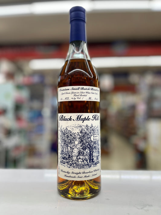 Black Maple Hill 11 years Old Bourbon by Rare Character 700ml